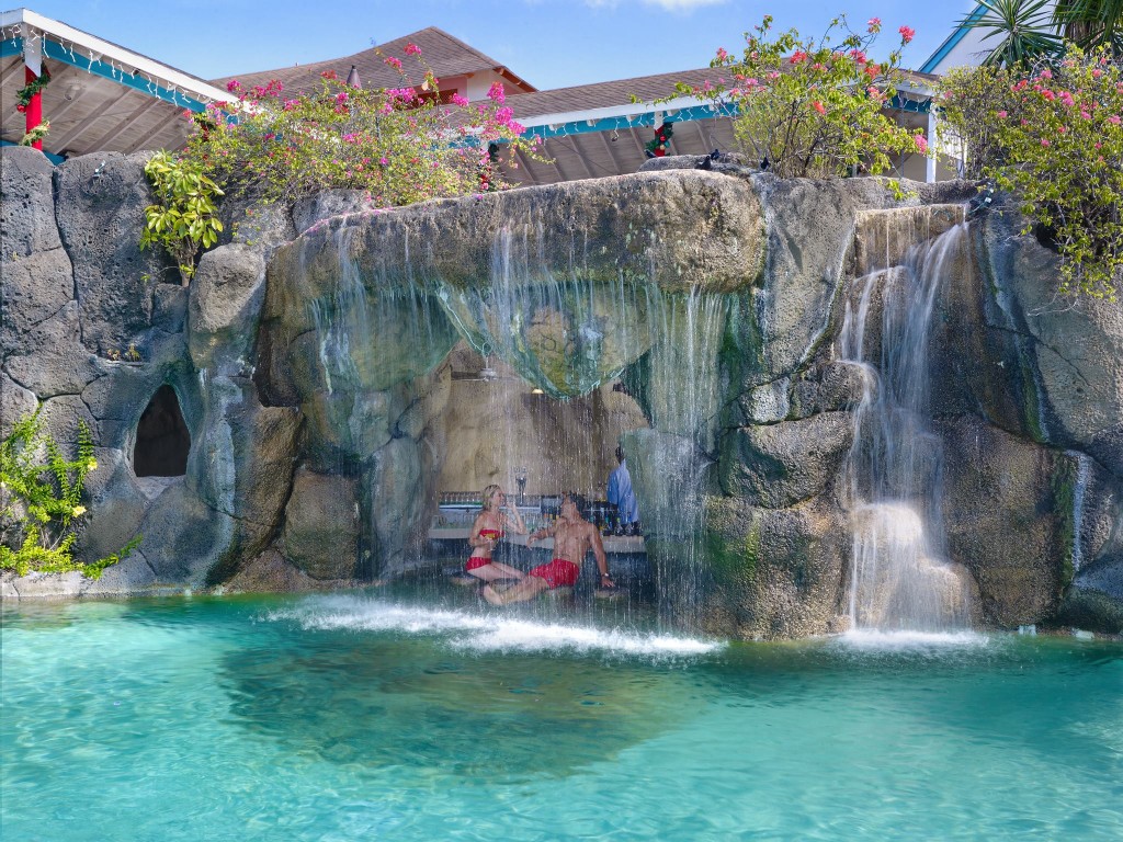 Pool waterfall