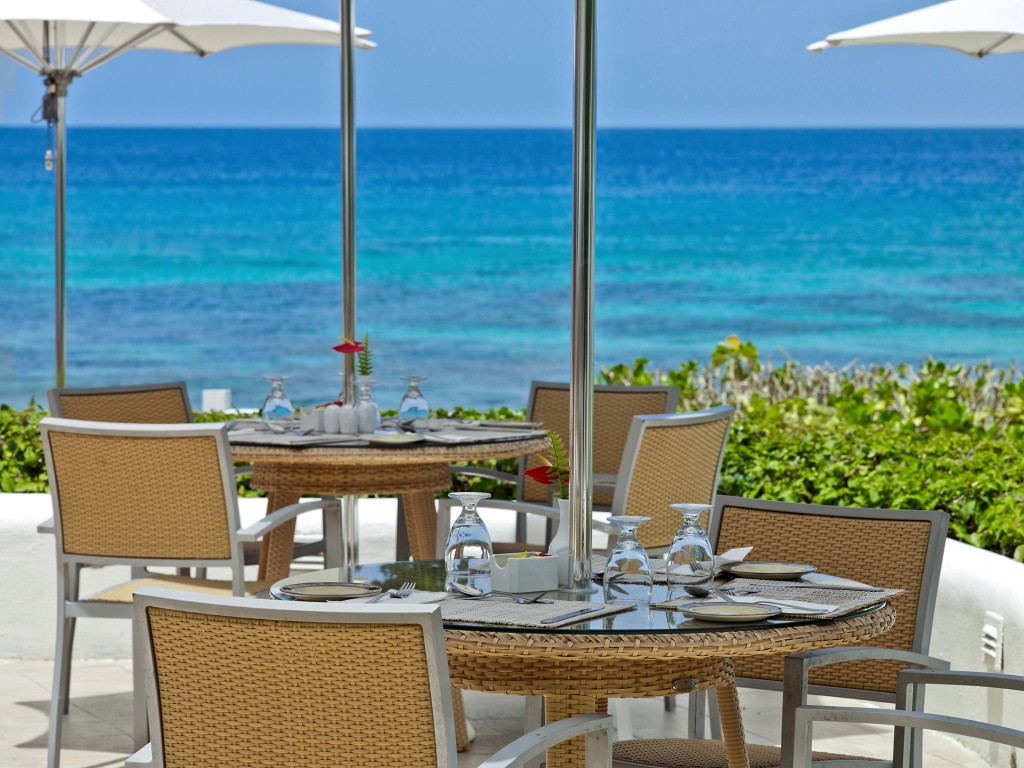 Restaurant beach view