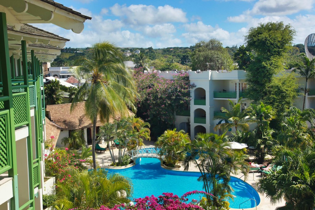 Pool view room